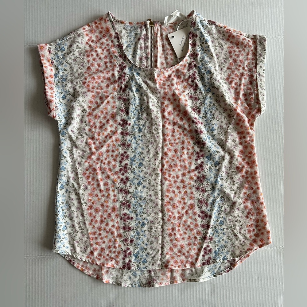 Womens floral printed flowy top